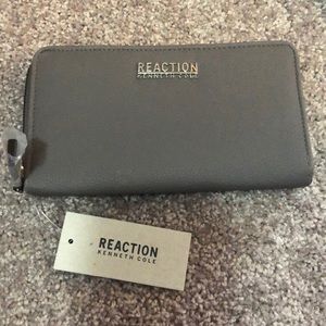 NWT Kenneth Cole Reaction wallet